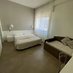 Cristina Hotel