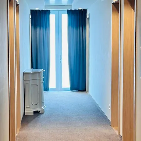 Cristina Hotel