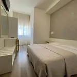 Cristina Hotel