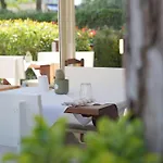 Cristina Hotel