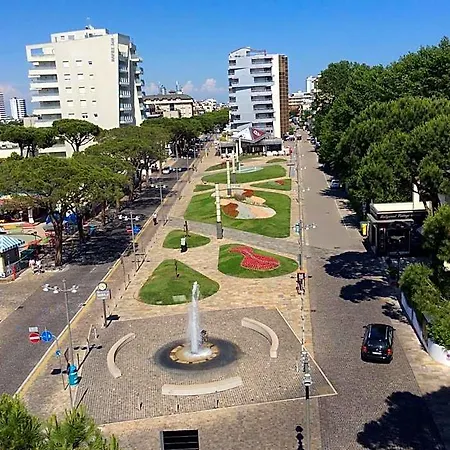 Cristina Hotel