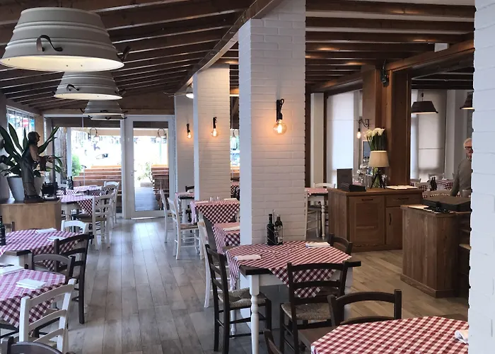 Ξενοδοχείο Cristina