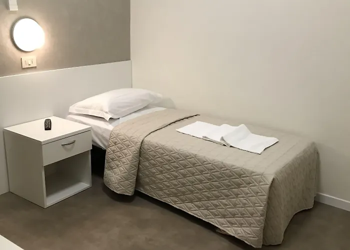 Cristina Hotel